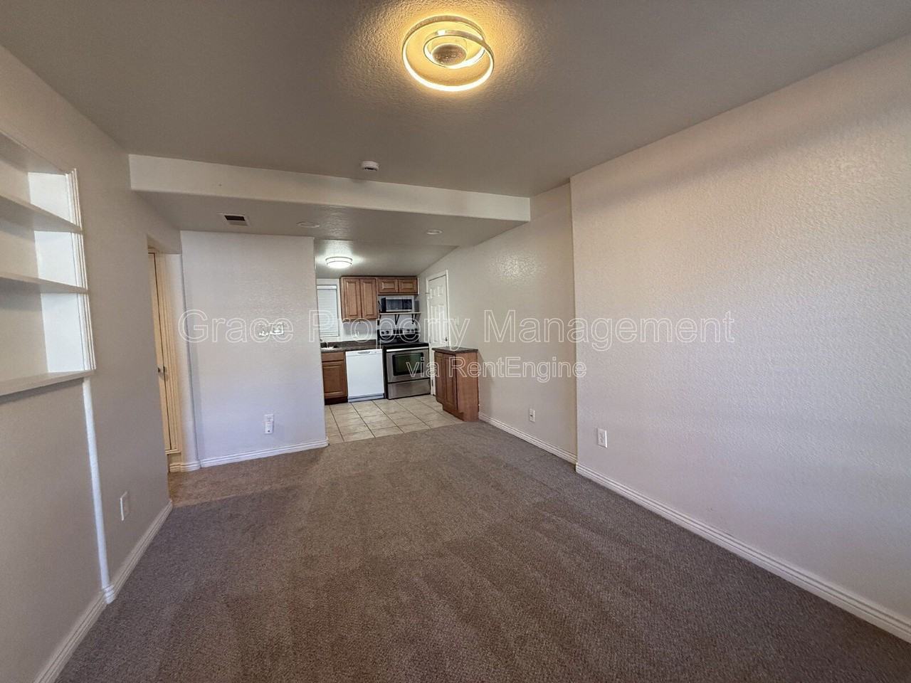 2125 S Acoma St - Photo 6 of 18