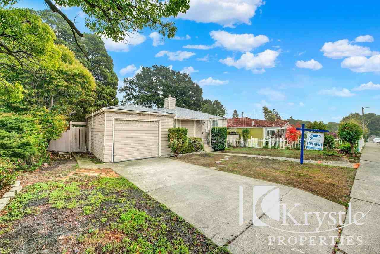 1047 Valle Vista Avenue - Photo 5 of 22