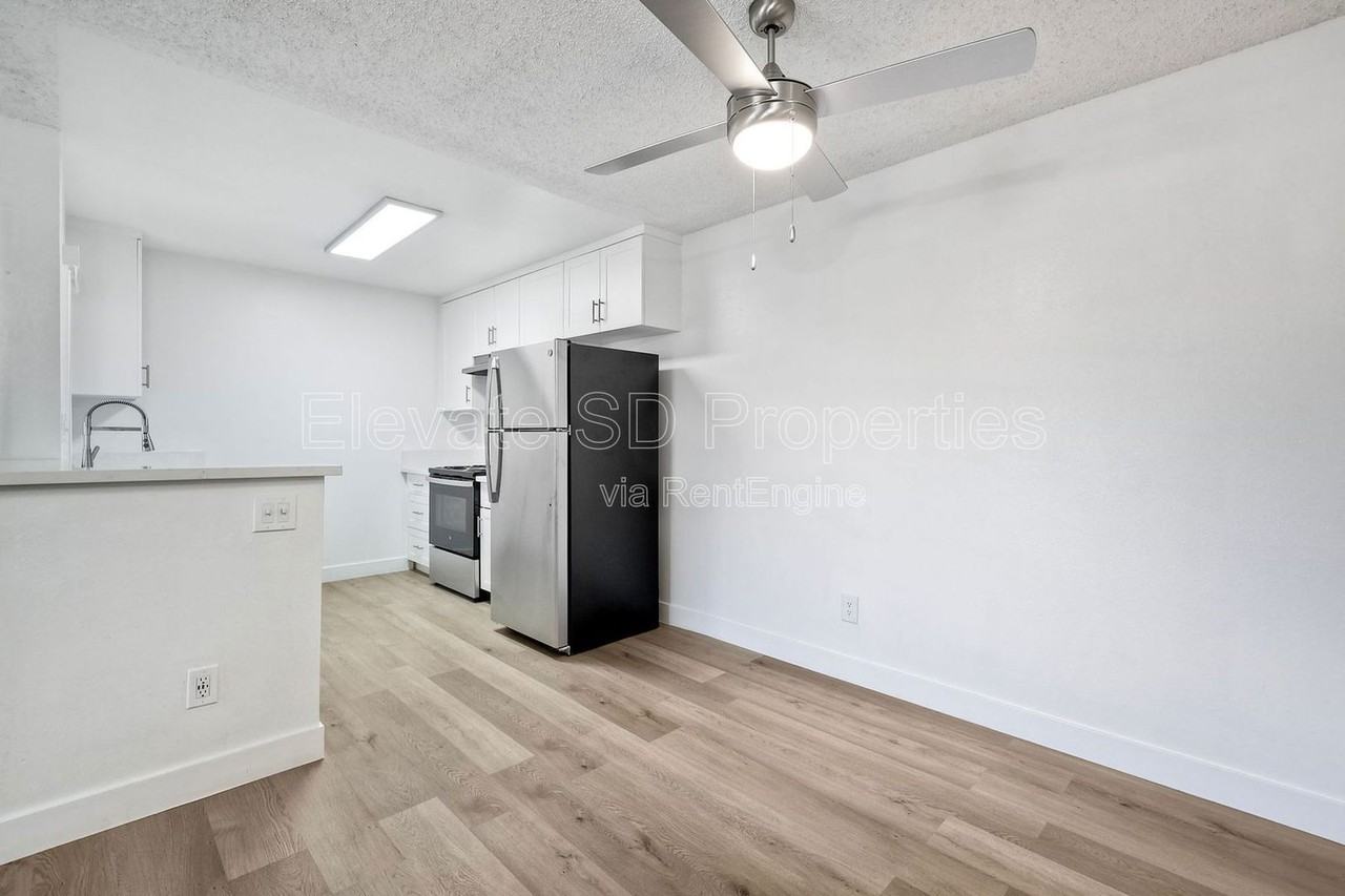 9356 Creekside Ct #51 - Photo 7 of 42