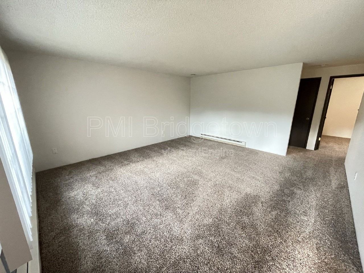 4821 Ne Prescott St - Photo 3 of 12