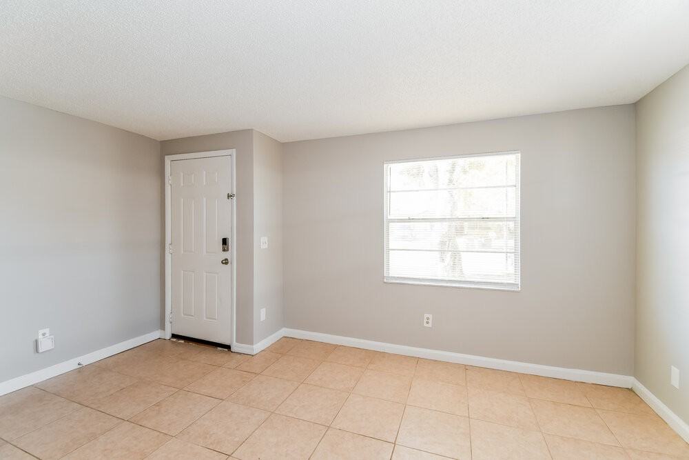 7651 Mccowan Dr - Photo 3 of 16