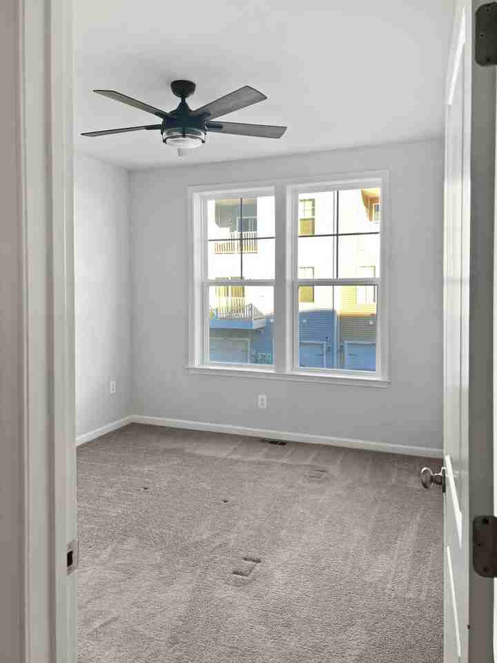 719 Mccormick Farm Dr - Photo 7 of 17