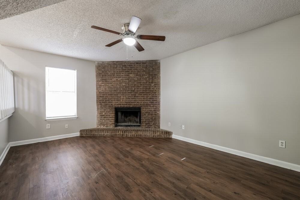 3230 Pearce Ct - Photo 6 of 17