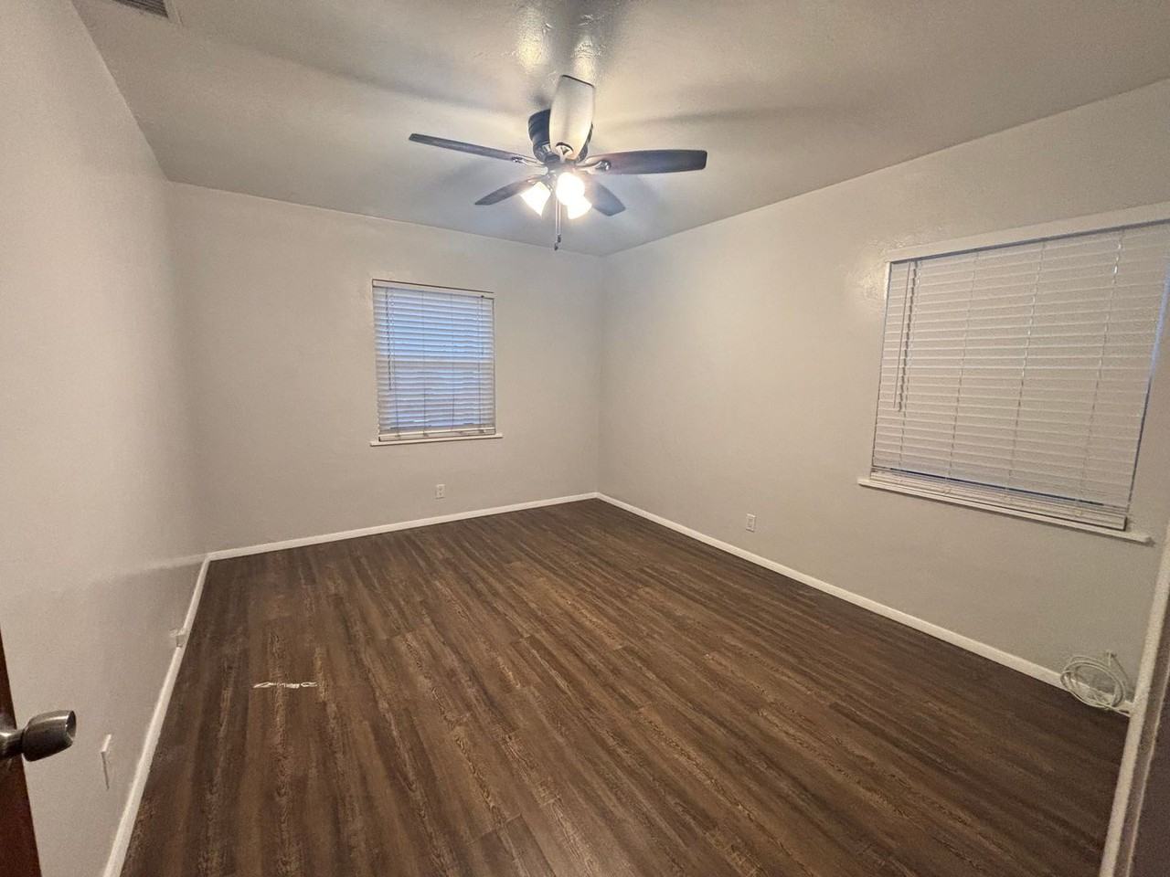 787 Date Avenue - Photo 4 of 18