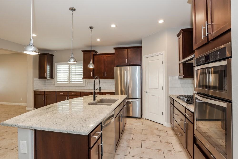 11124 E Tupelo Ave - Photo 6 of 16