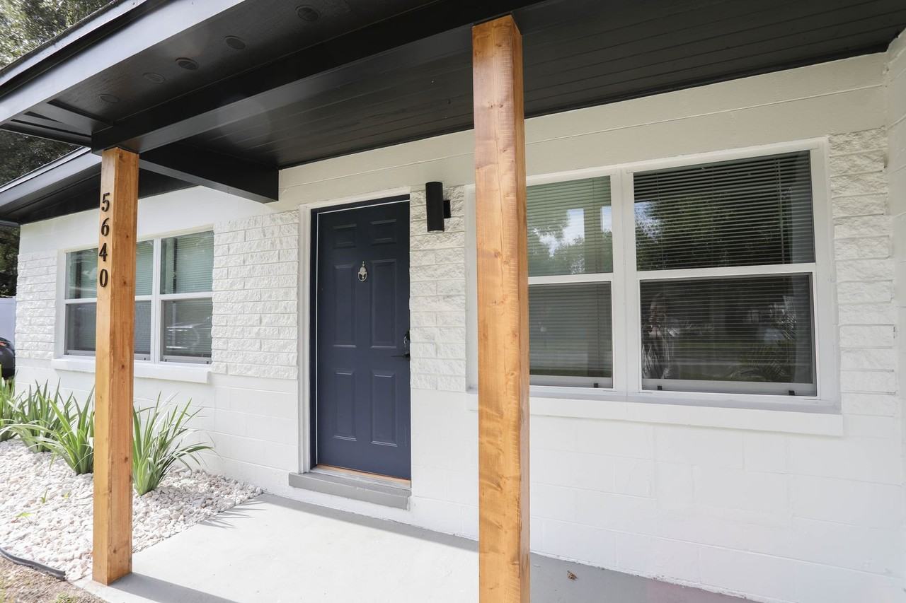5642 Birr Ct - Photo 3 of 17