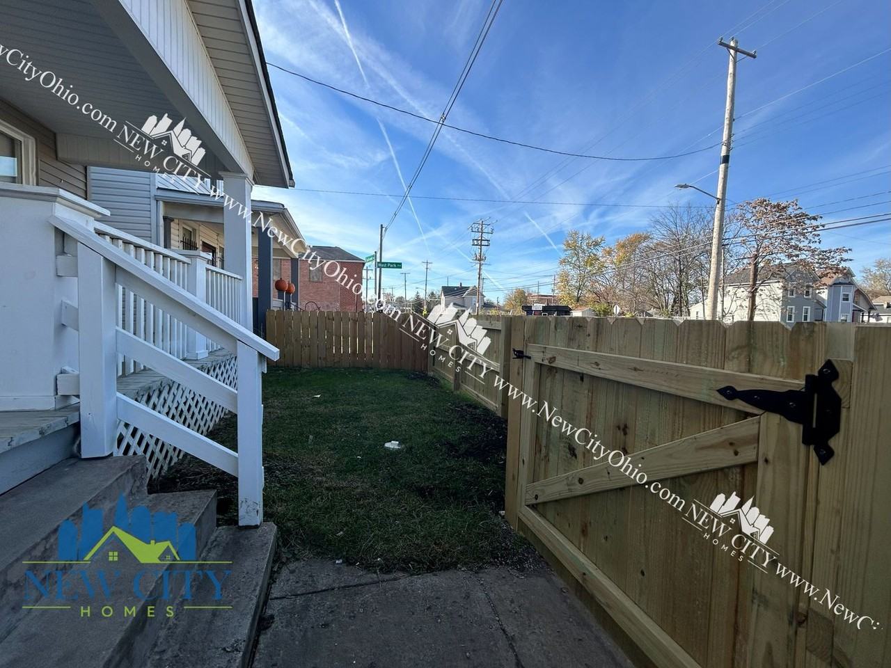 1215 Sullivant Ave - Photo 6 of 30