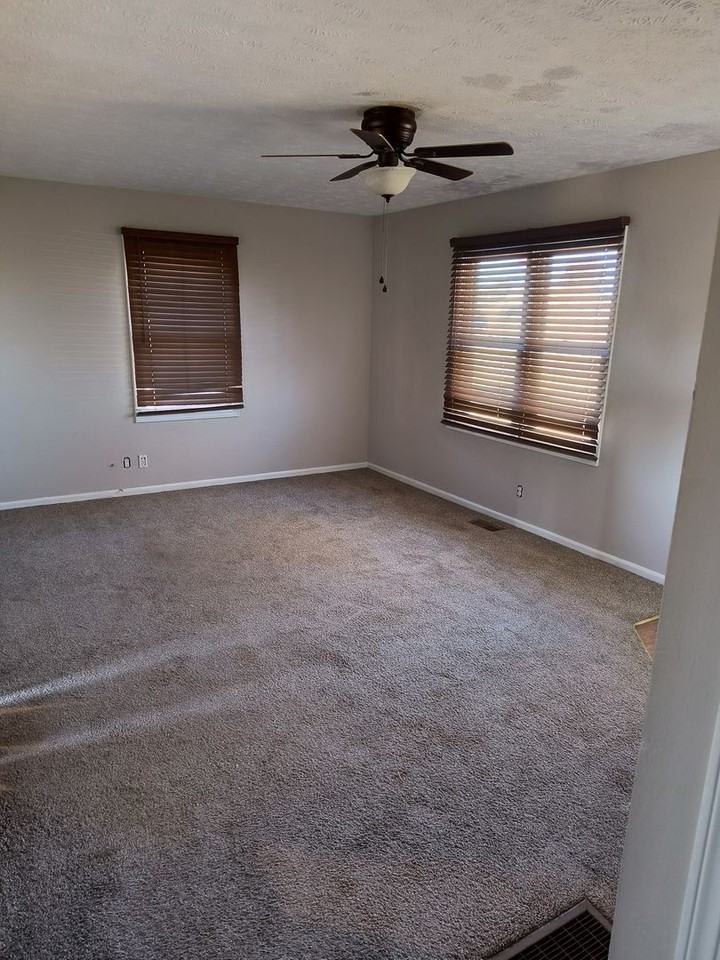 1411 20th St - Photo 3 of 11
