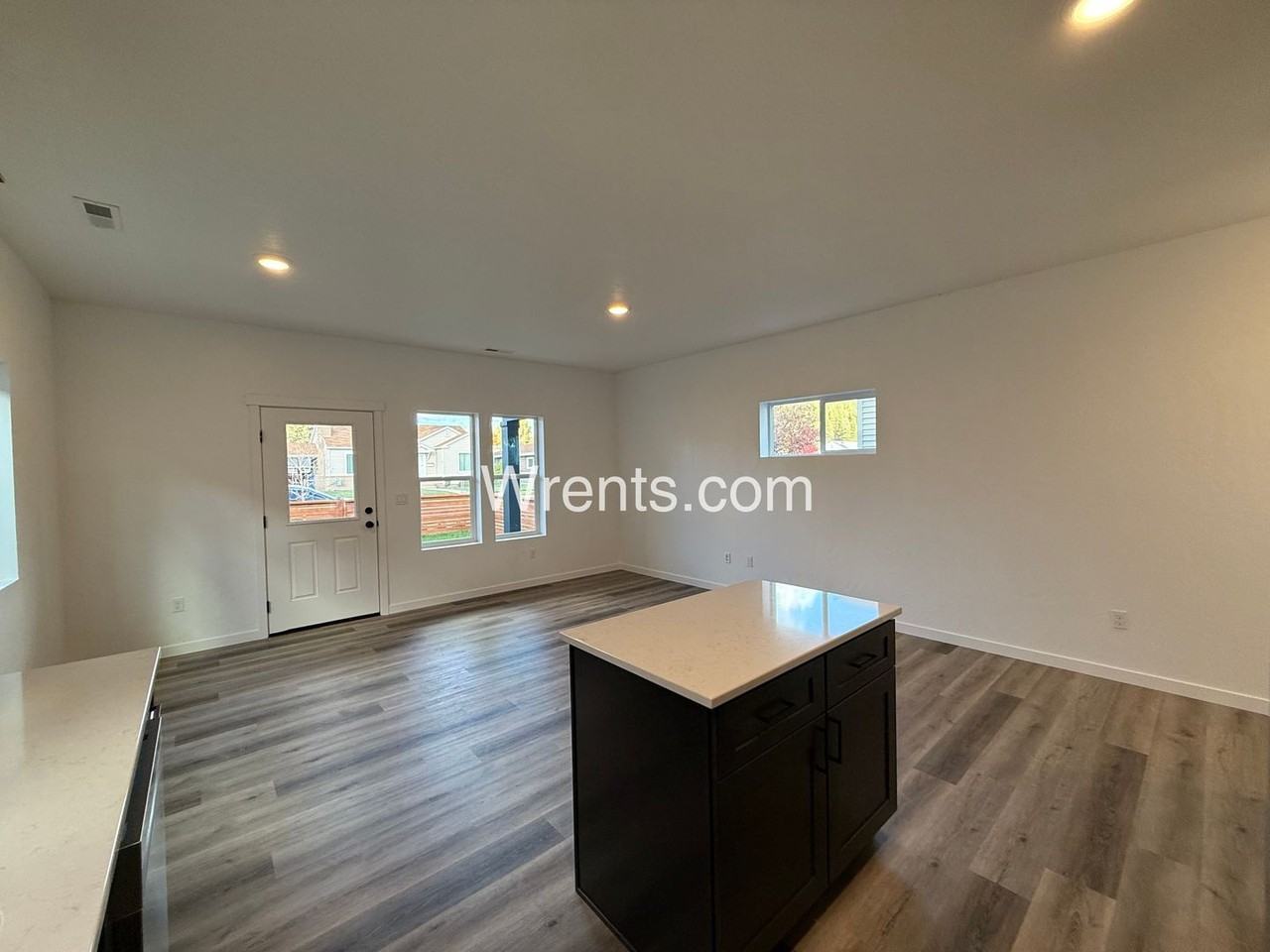 3714 E Liberty Ave - Photo 6 of 16
