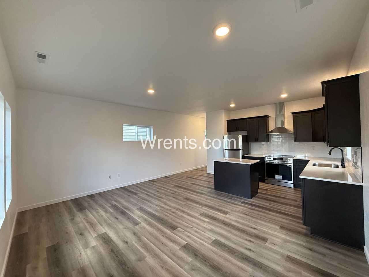 3714 E Liberty Ave - Photo 5 of 16