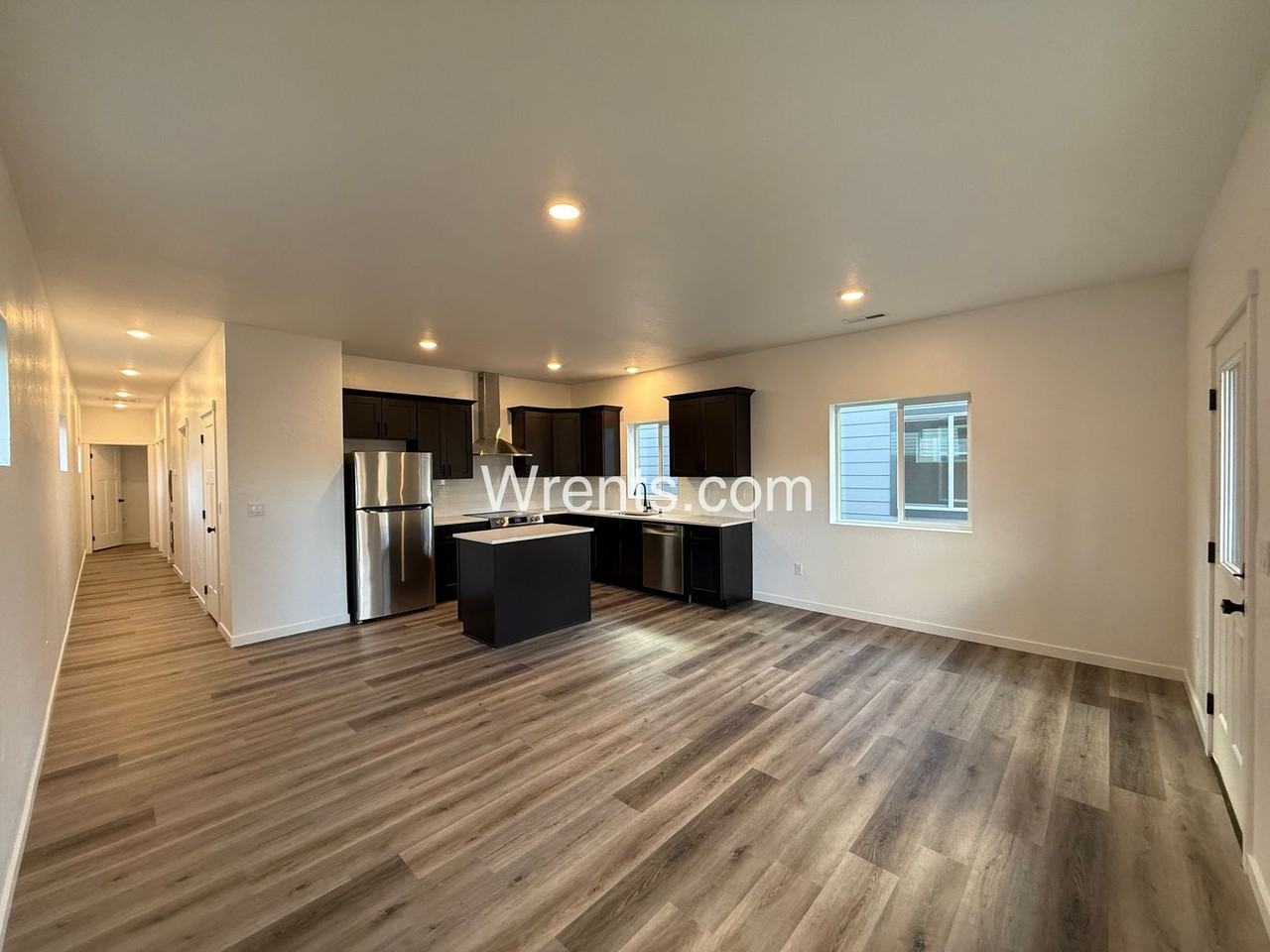 3714 E Liberty Ave - Photo 3 of 16