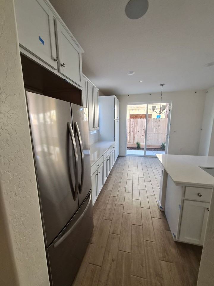 1507 Farmhouse Ln - Photo 6 of 16