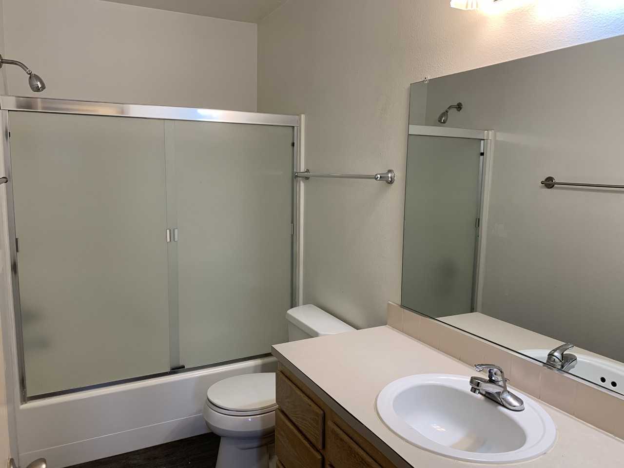 KOLC03 - Photo 3 of 5