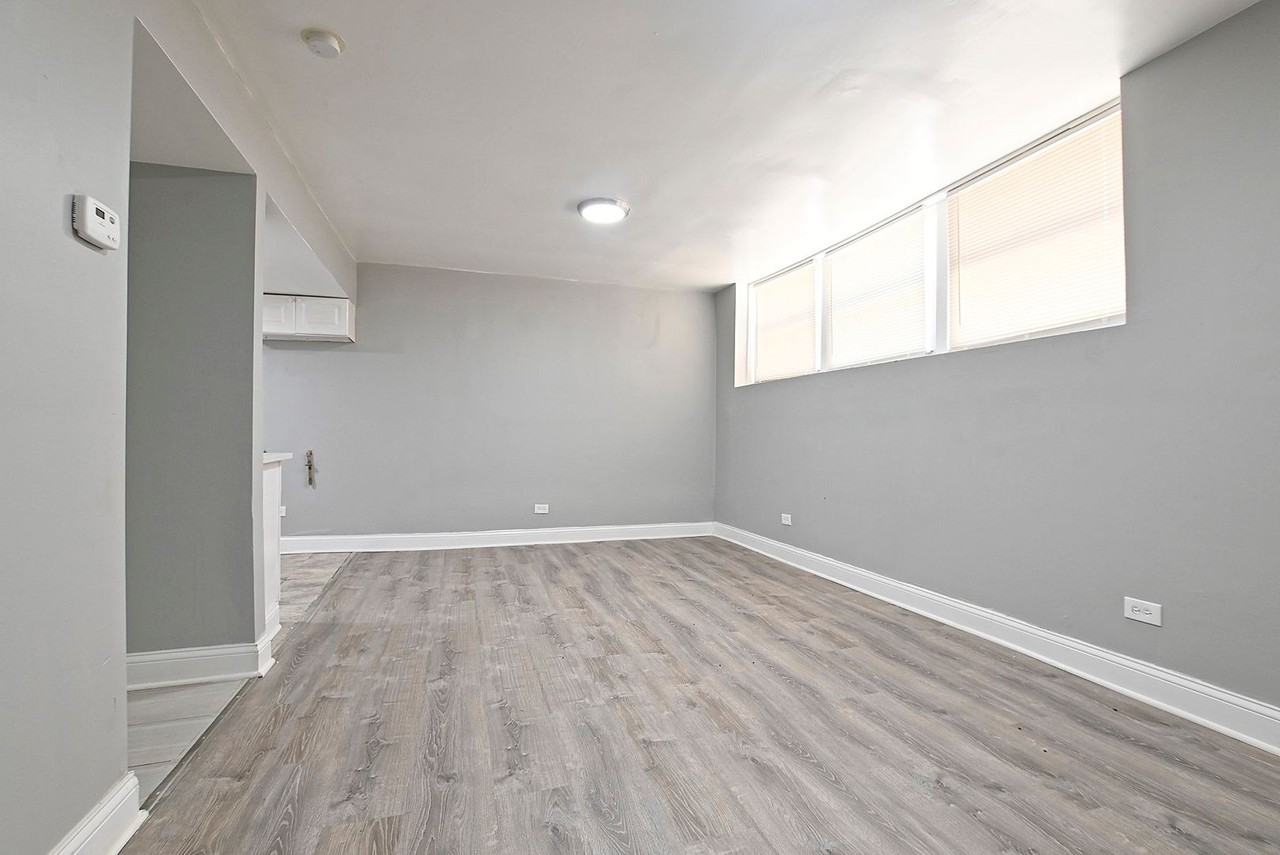 Marquette/Campbell (SE Corner) - Photo 5 of 21