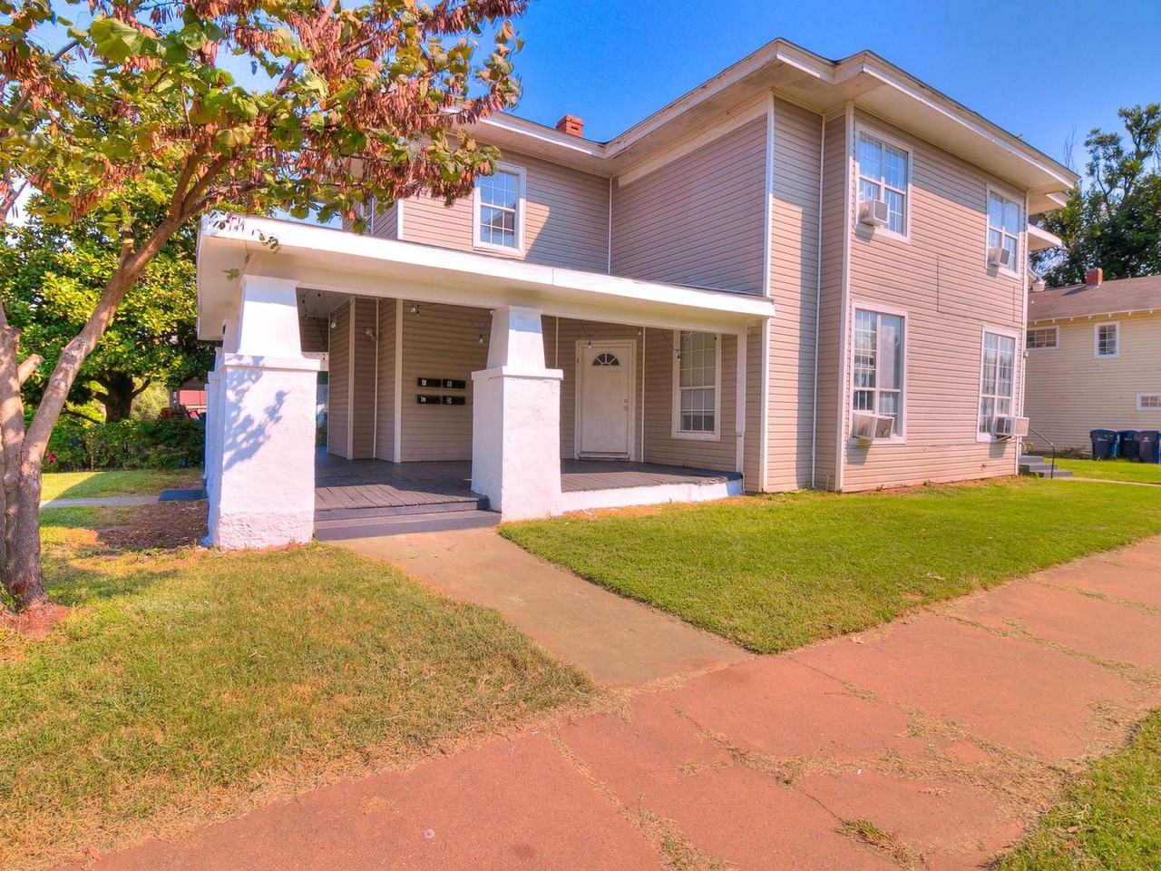 1740 NW 11th Street - Photo 2 of 35