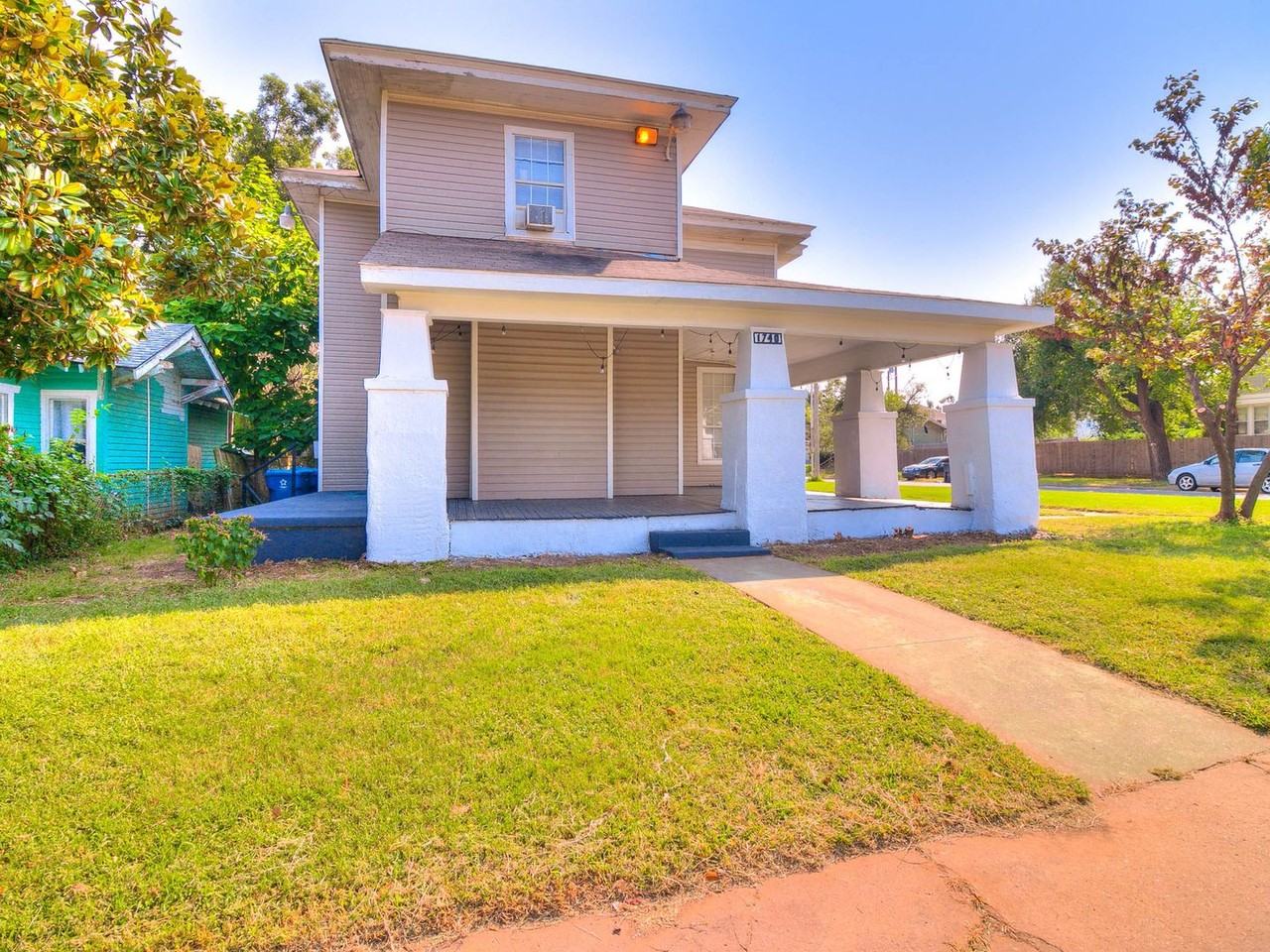 1740 NW 11th Street - Photo 3 of 35