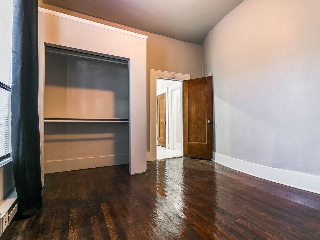 1740 NW 11th Street - Photo 4 of 35