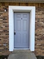 featured image of 106 W Ray St