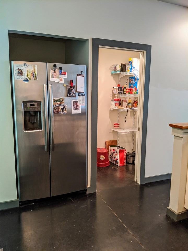 300 N Parker Ave Apt B #300B - Photo 4 of 23