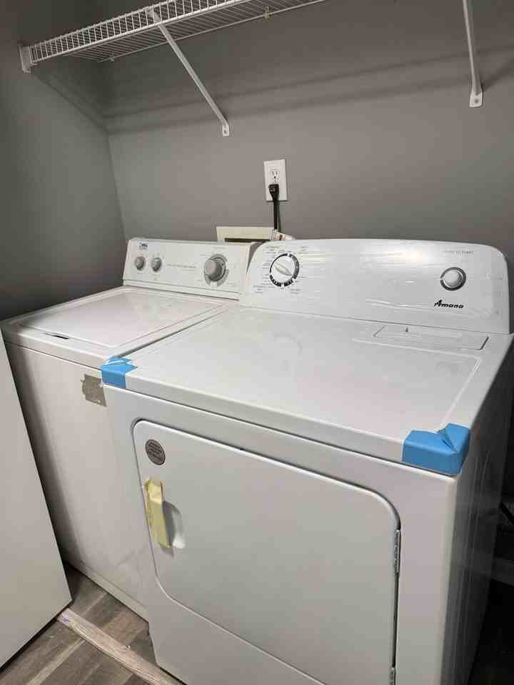 145 Galecrest Dr - Photo 6 of 17