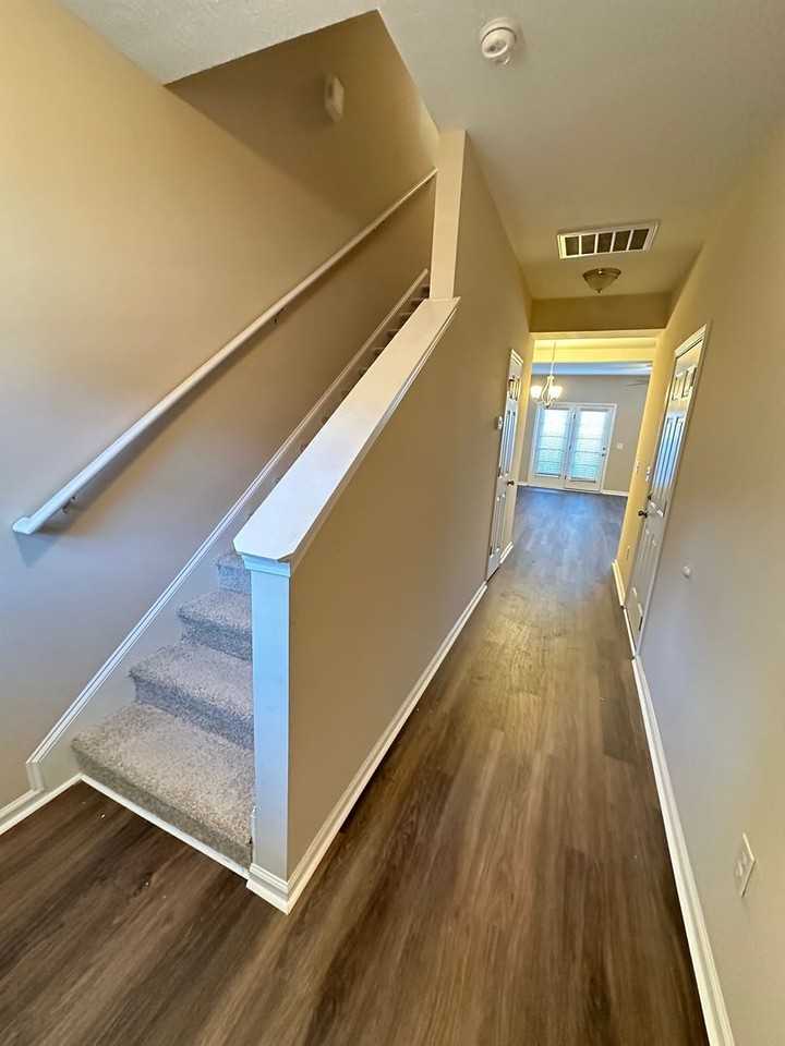 2075 Reserve Ln - Photo 4 of 19