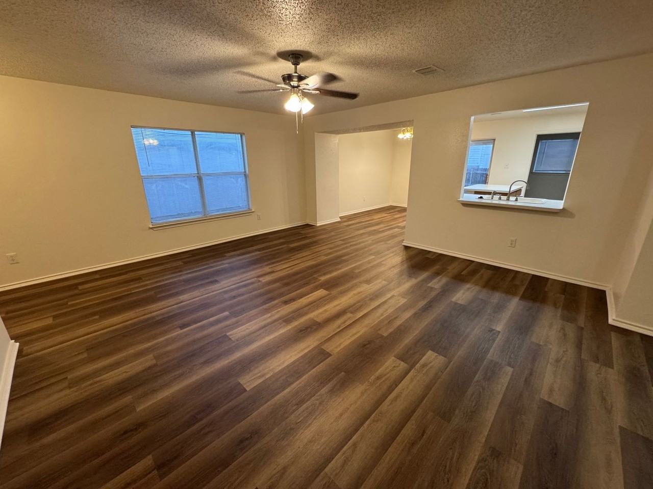 10137 Chapel Glen Ter - Photo 7 of 32