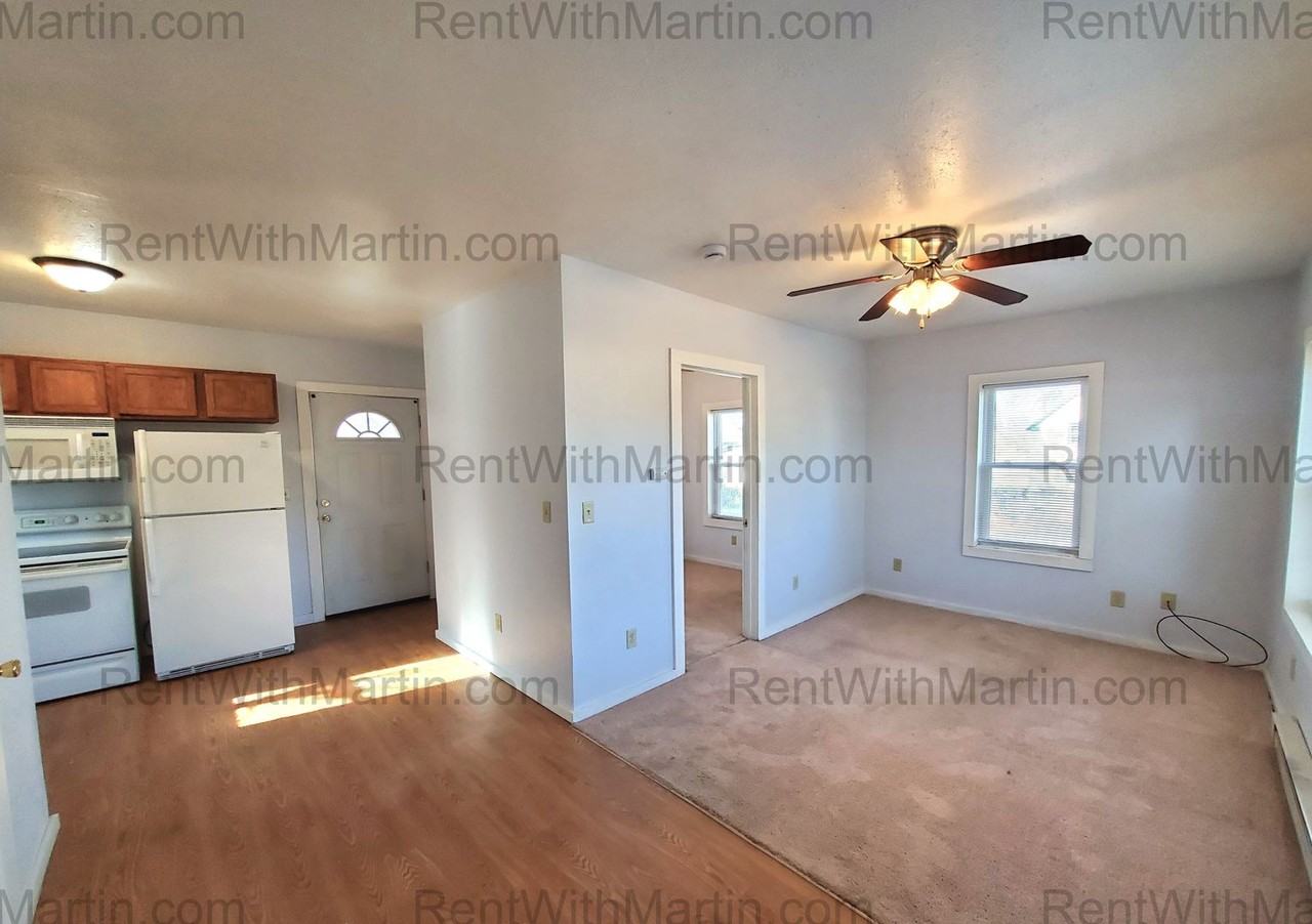 1213 Manson St - Photo 2 of 10