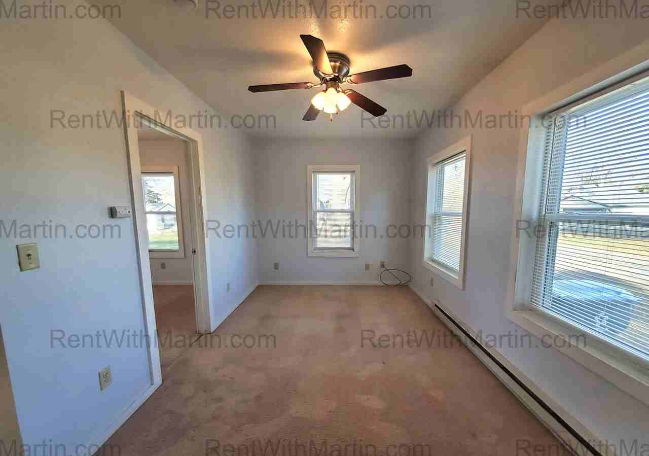 1213 Manson St - Photo 3 of 10