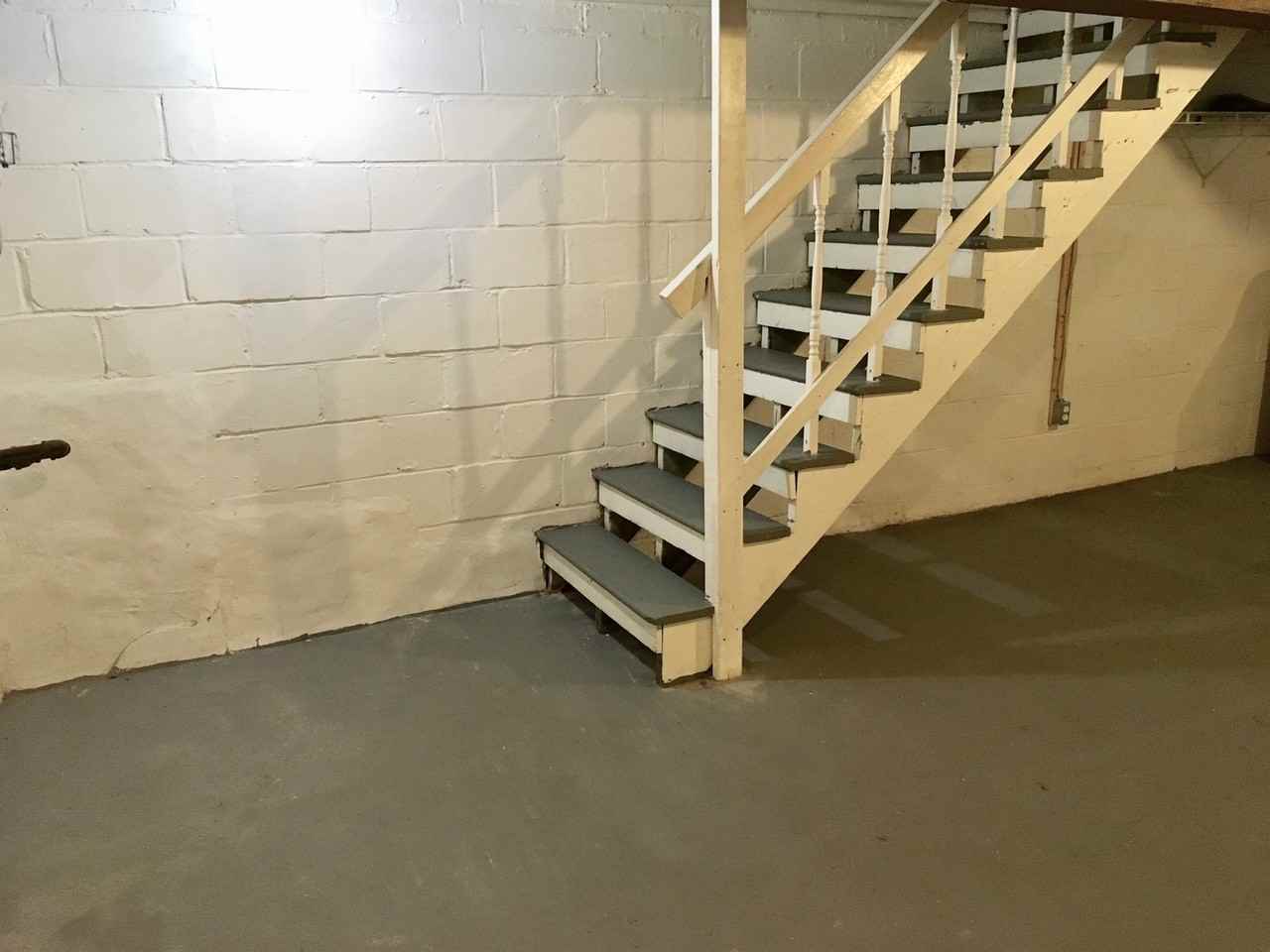 1239 Broening Hwy - Photo 3 of 21