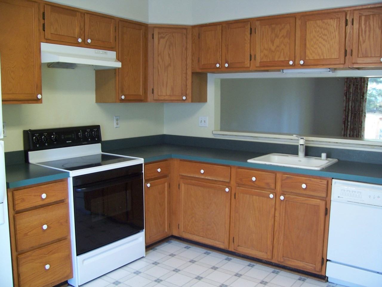 692 Lions Gate Ln - Photo 5 of 19