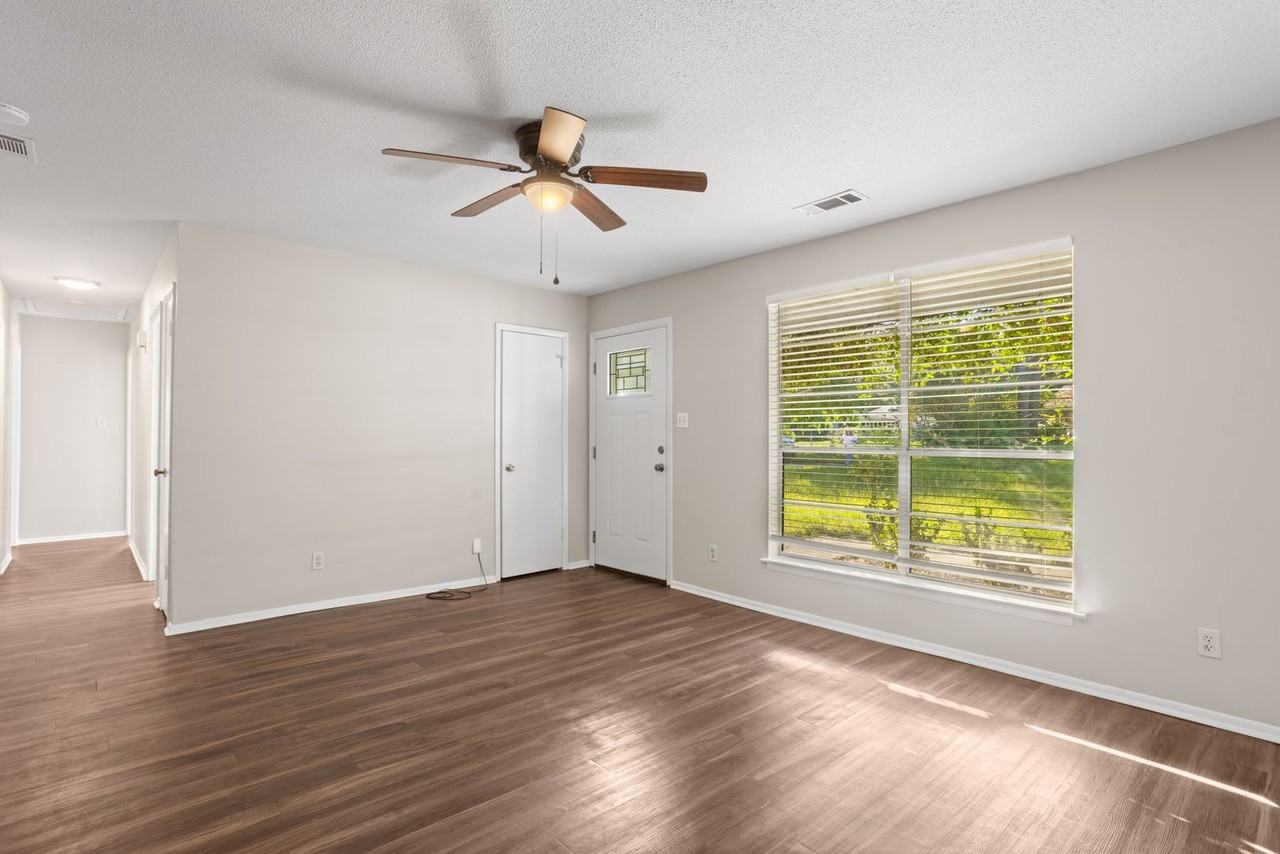 103 Wassaw Road - Photo 3 of 22