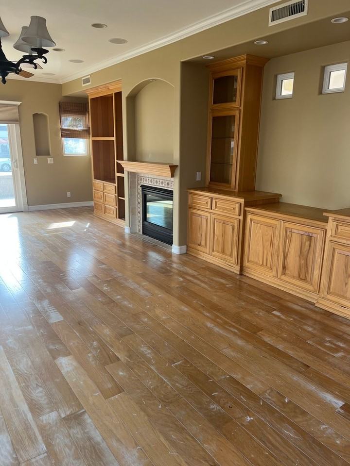 121 21st St - Photo 4 of 50