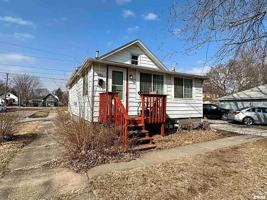 featured image of 1154 39th St