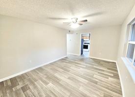 featured image of 42 Stoneybrook Ln