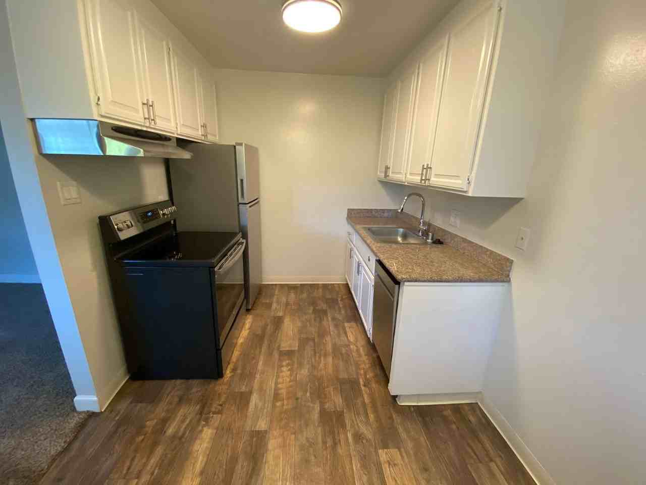 Mosaic Apartments - Photo 4 of 50