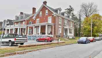 featured image of 1601 N Front St