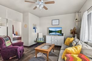 featured image of 418 19th St N