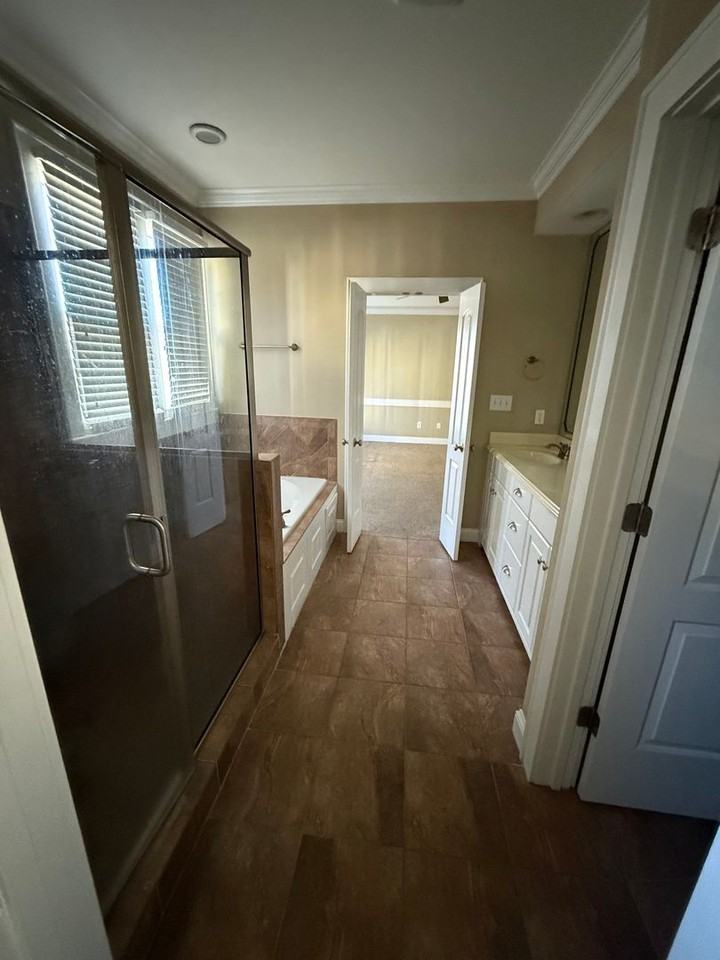 3733 Savannah Way - Photo 6 of 10