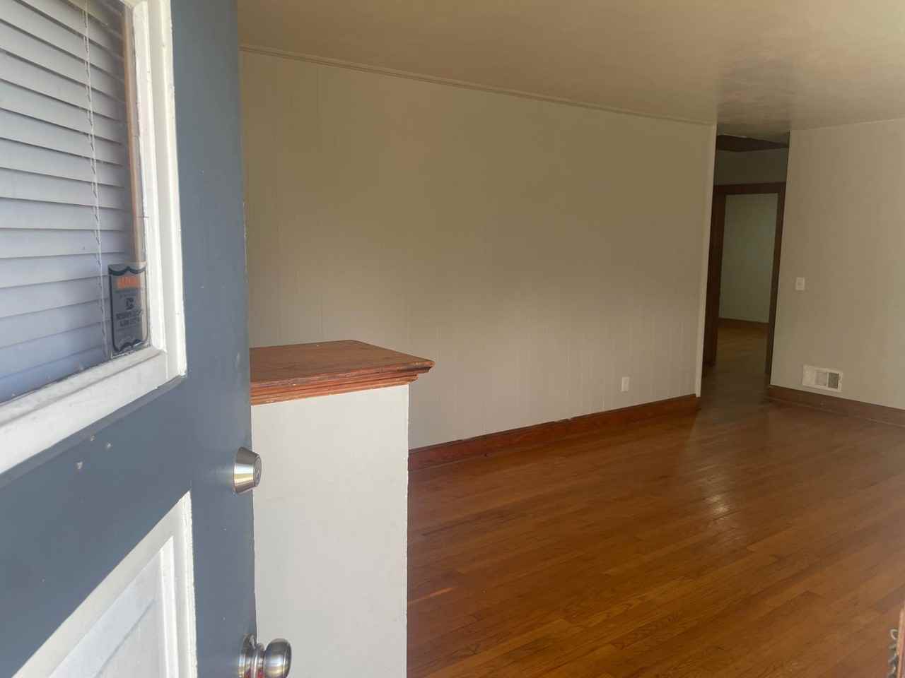 1320 8th Street Northwest - Photo 3 of 11