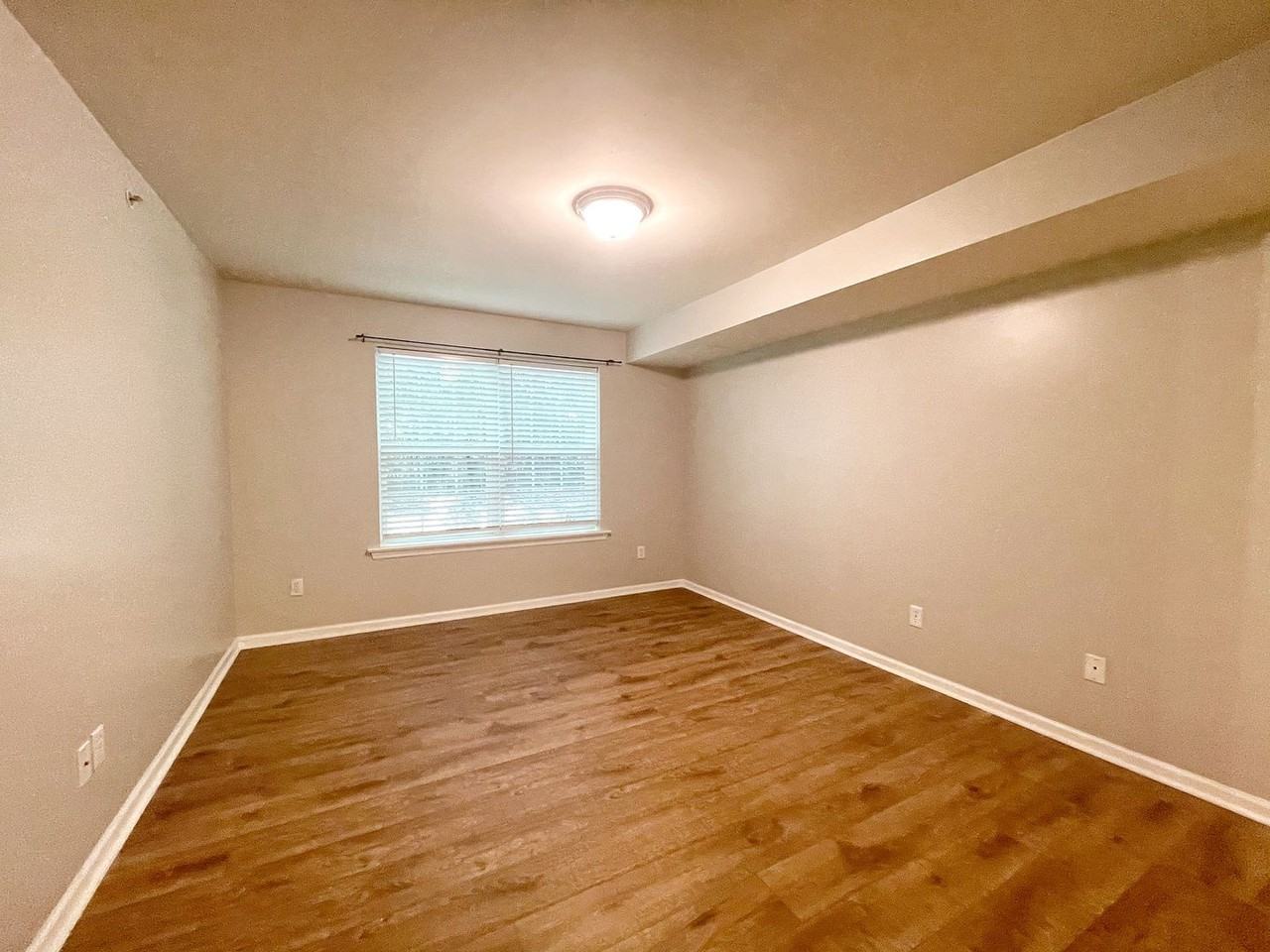 3113 Welsh Dr - Photo 7 of 12