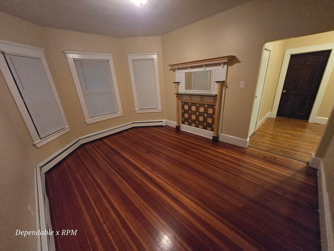 735 Washington St #2 - Photo 5 of 9