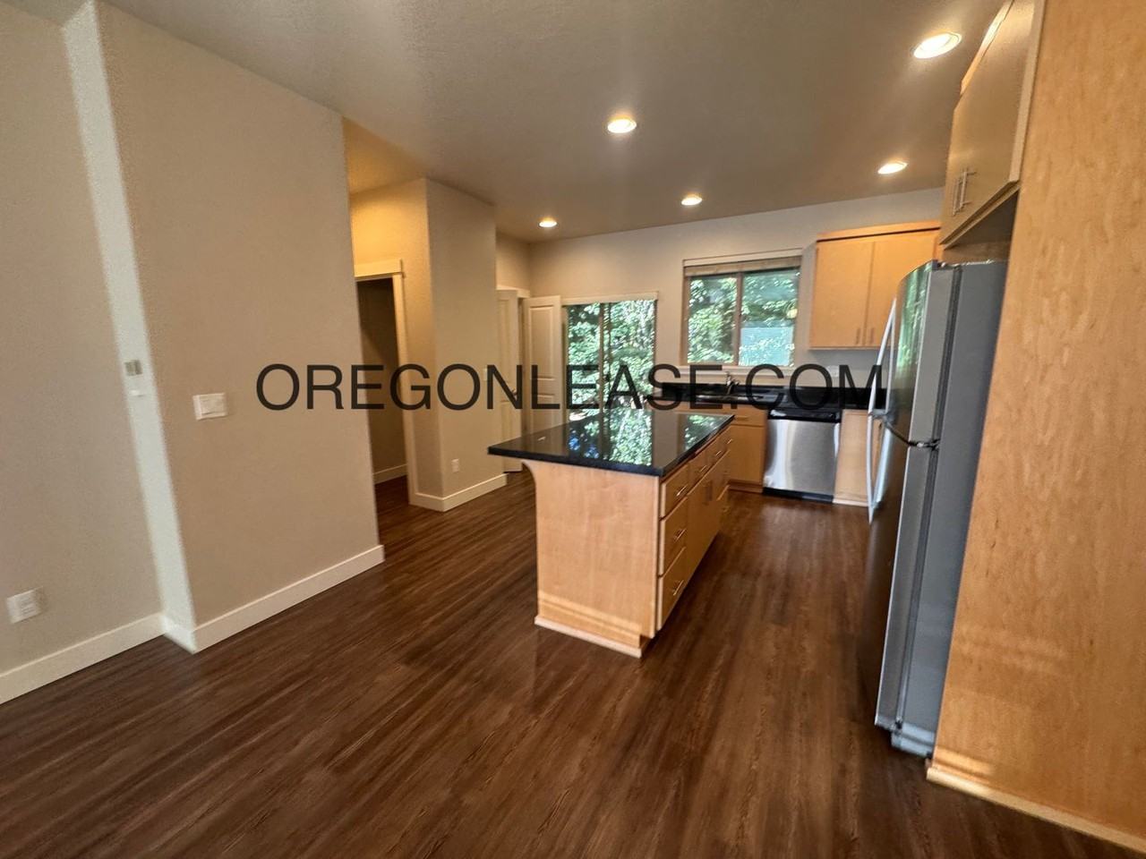 961 Lorella Ave - Photo 3 of 14
