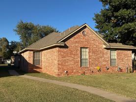 Walkable Downtown Edmond Duplex Home - Photo 1 of 1