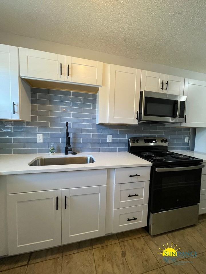 40 11th St - Photo 5 of 18