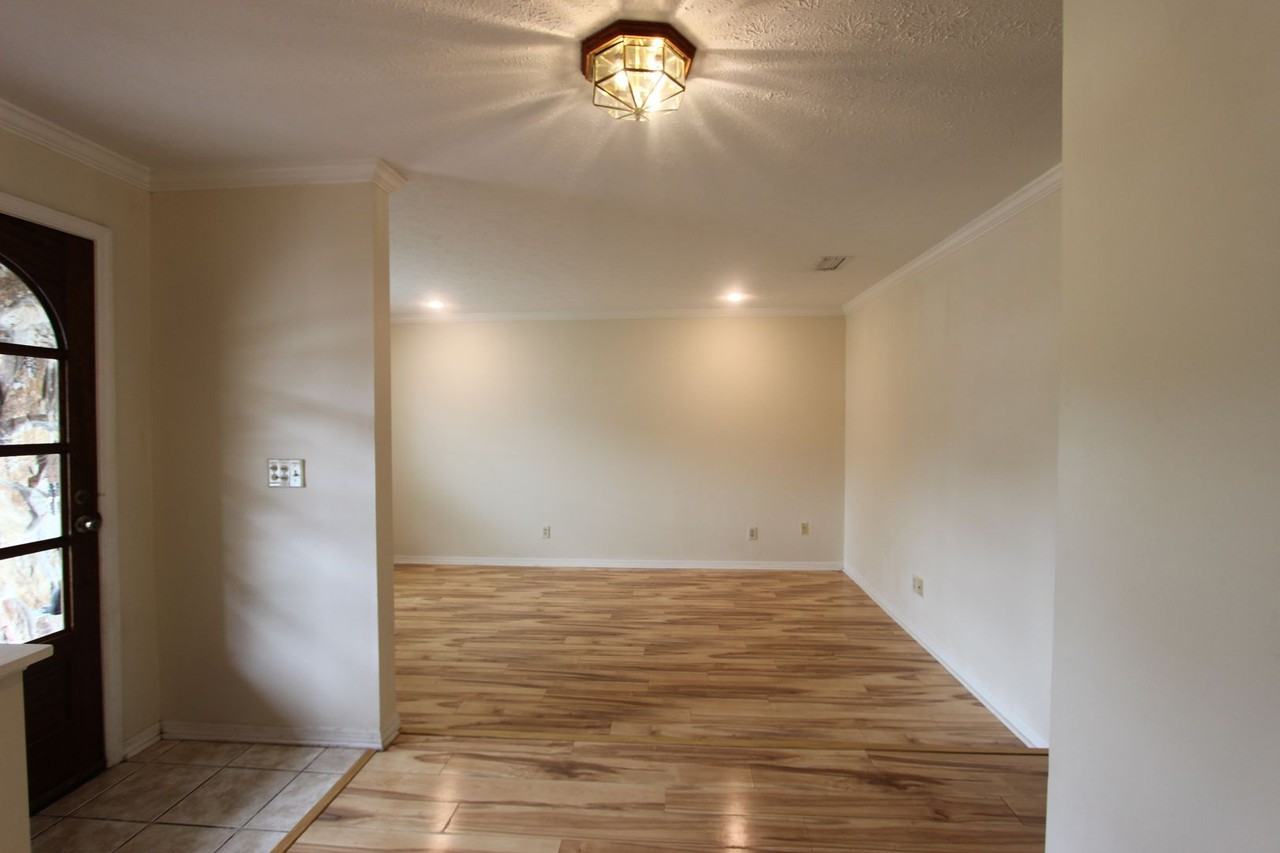 818 Druid Hills Rd - Photo 2 of 30