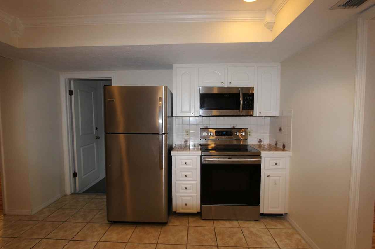 818 Druid Hills Rd - Photo 5 of 30