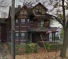 featured image of 347 Broadway