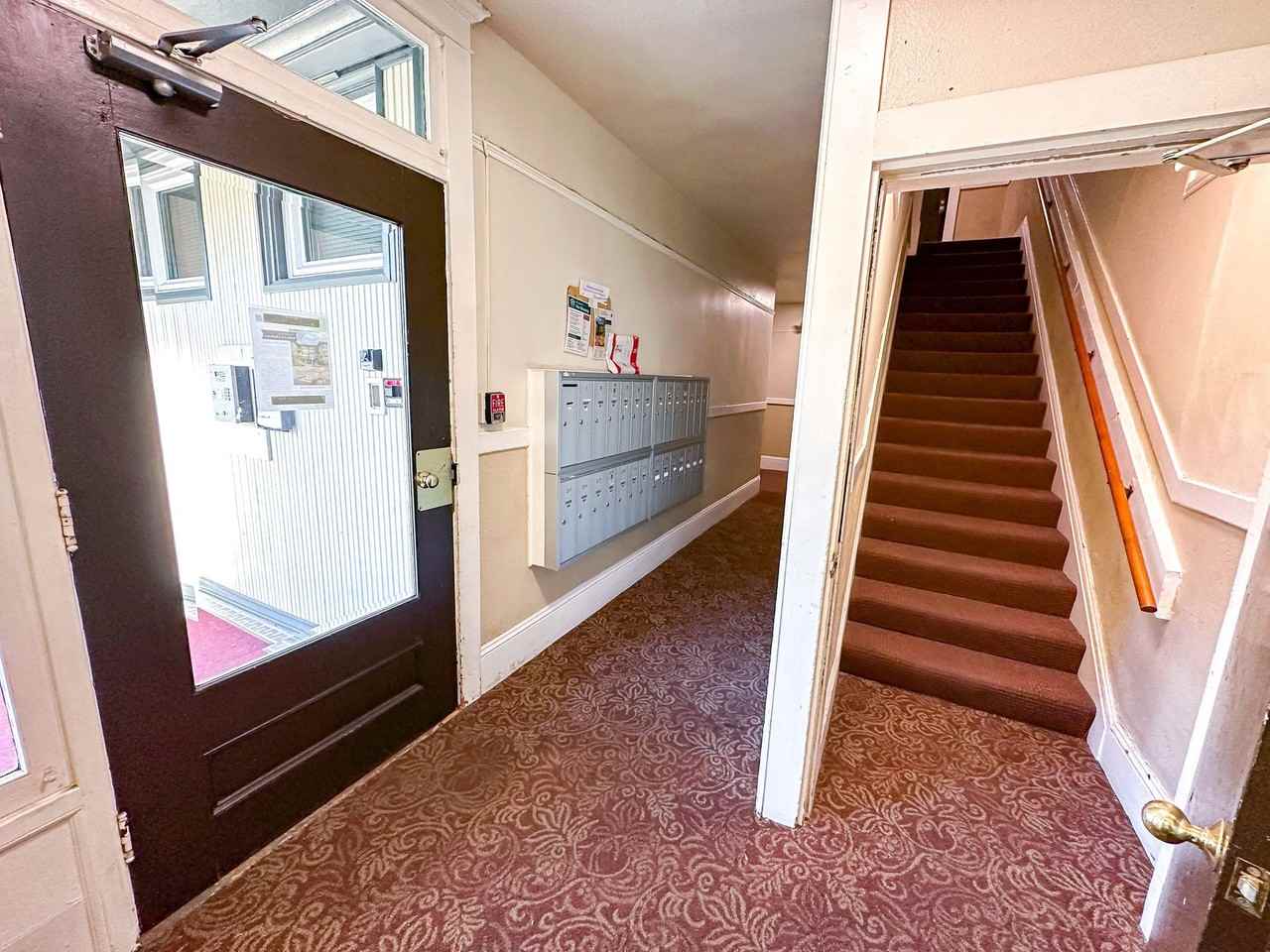 Hillcrest - Photo 7 of 16