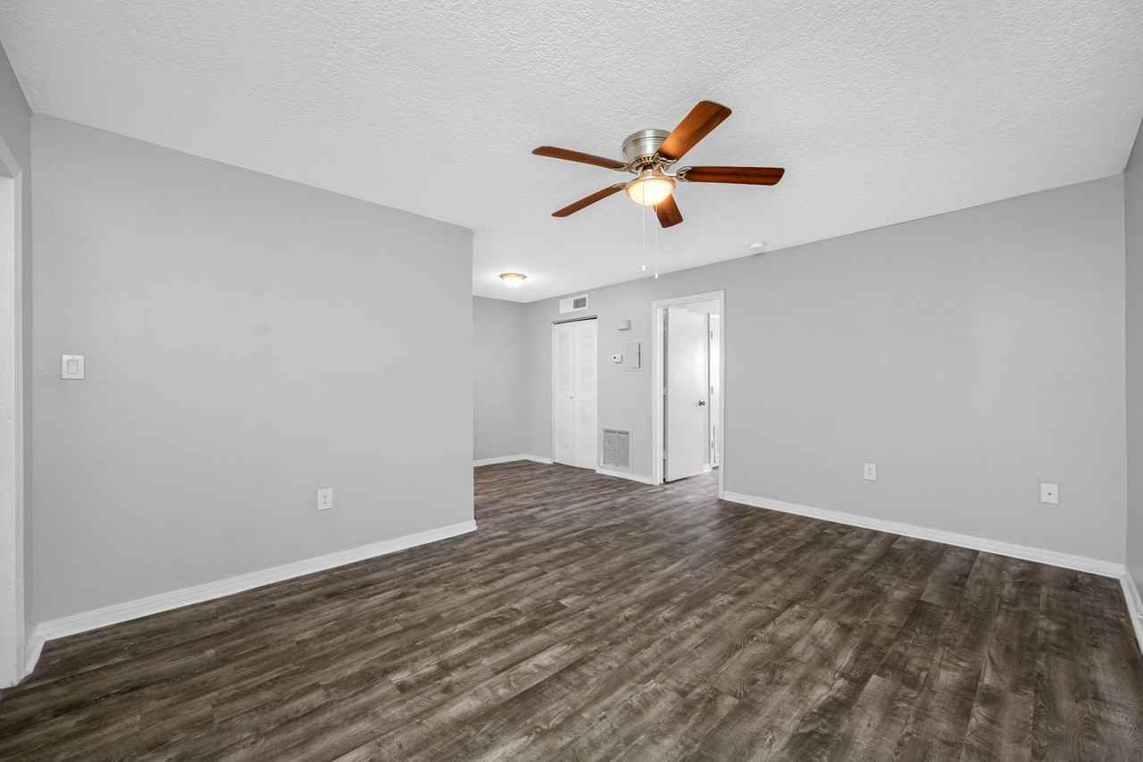 Breezy Palms - Photo 4 of 49