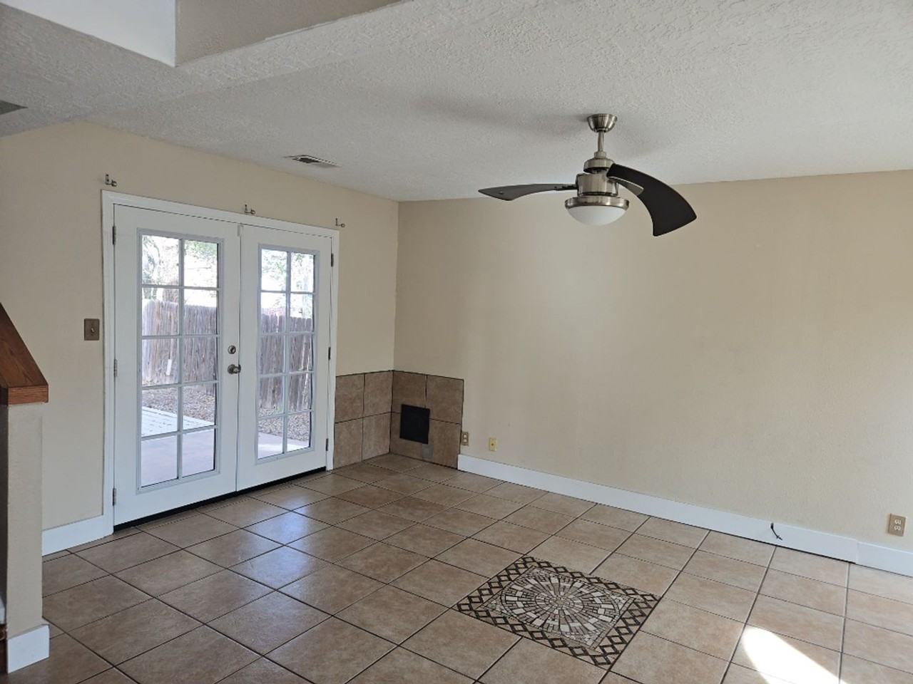 1713 Chamisa Road Northeast - Photo 6 of 15